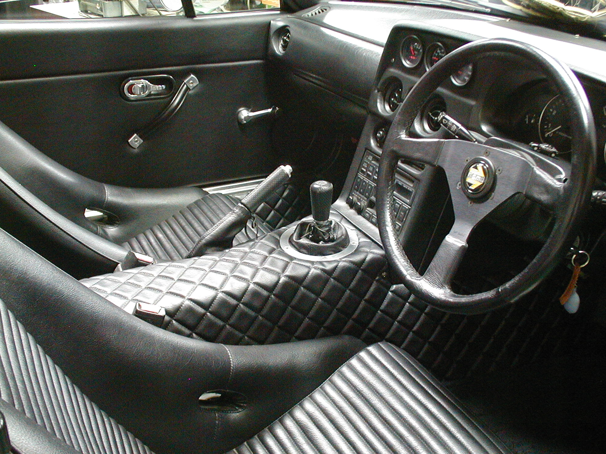 Nakamae Quilted Center Console For Manual Windows Mx 5
