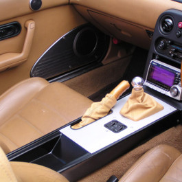 thumb_lower_console_2.jpg