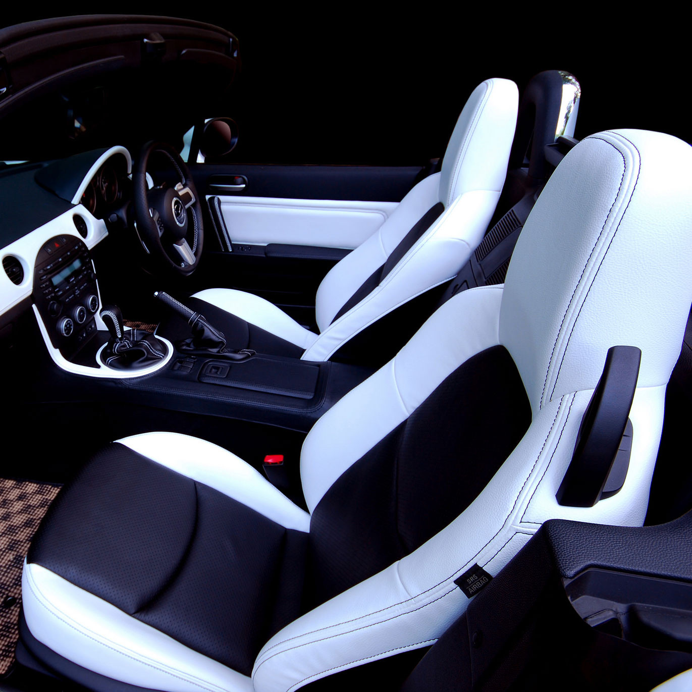Zeromotive Seat Reupholstery Kit