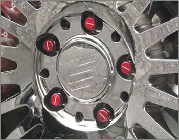 lug nut set